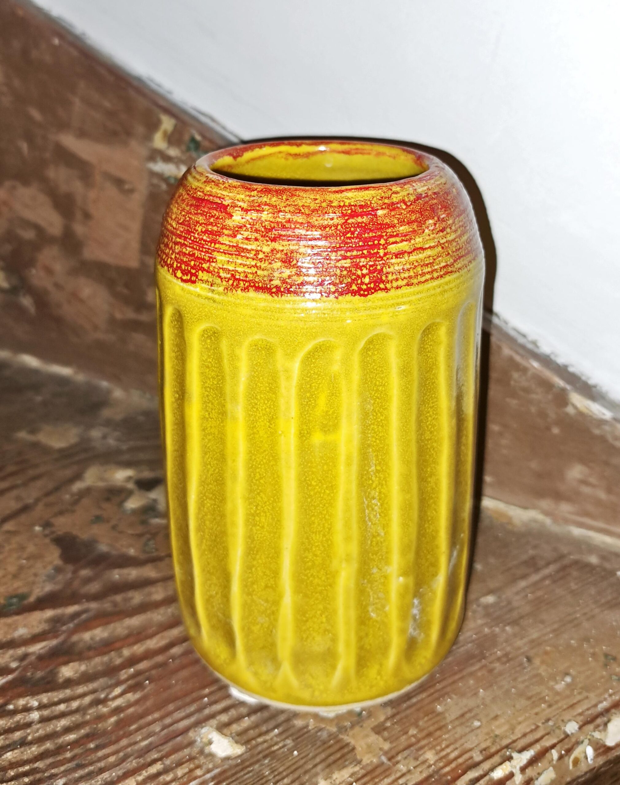 Marigold & cherry vase - Image 4
