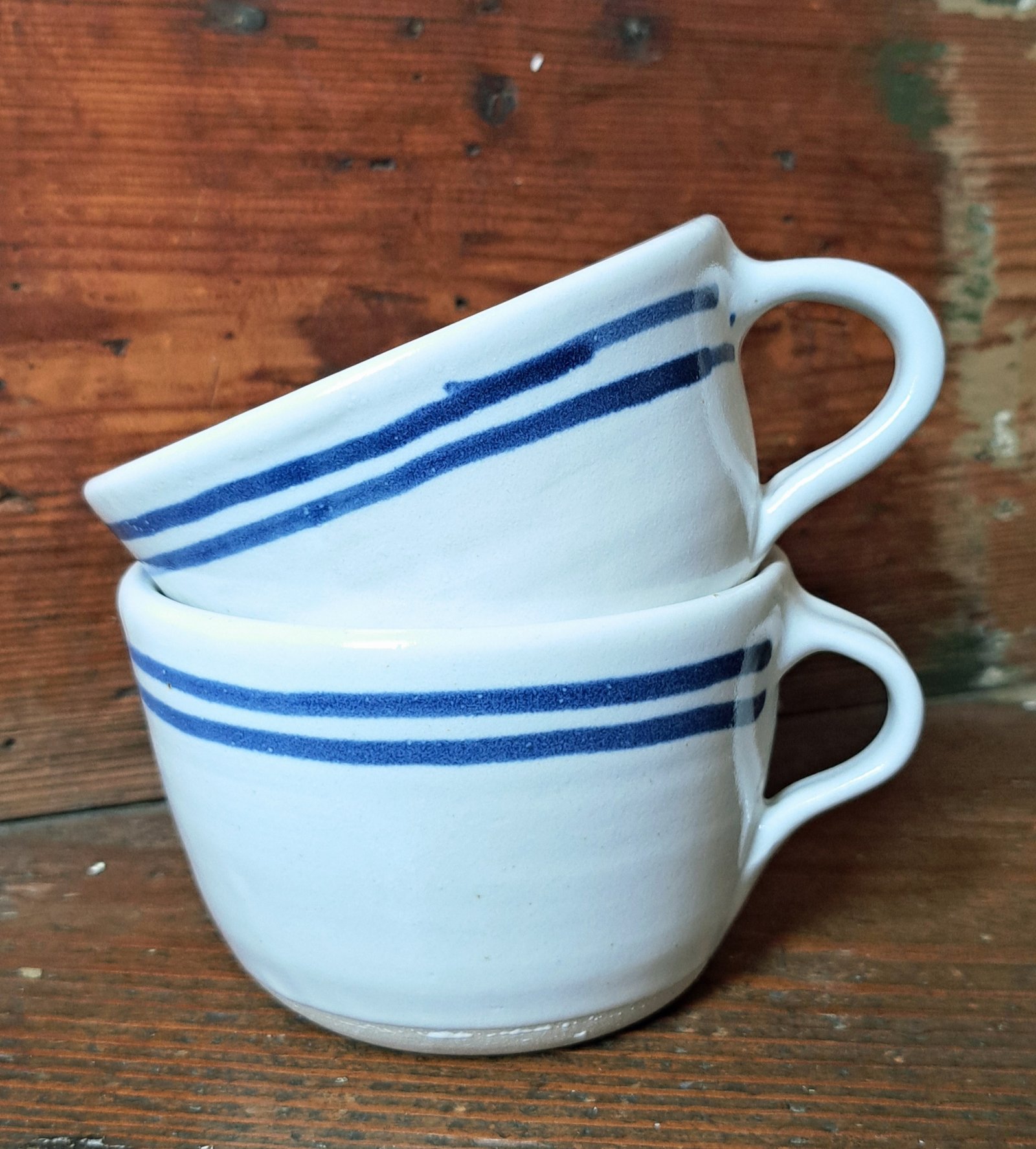 white mugs white mugs