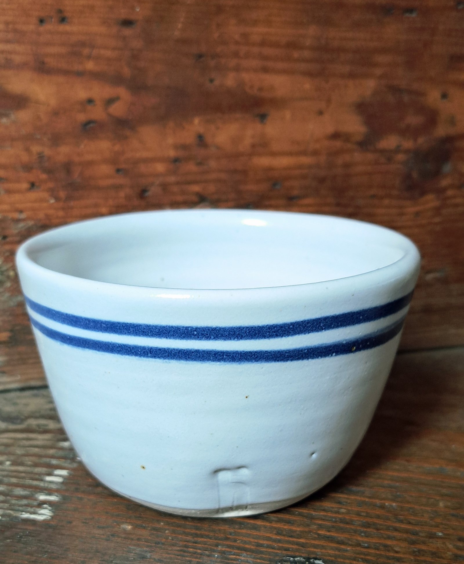 white mugs white mugs